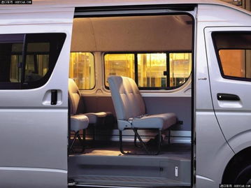 華東旅游 杭州商務租車豐田14座大海獅出租